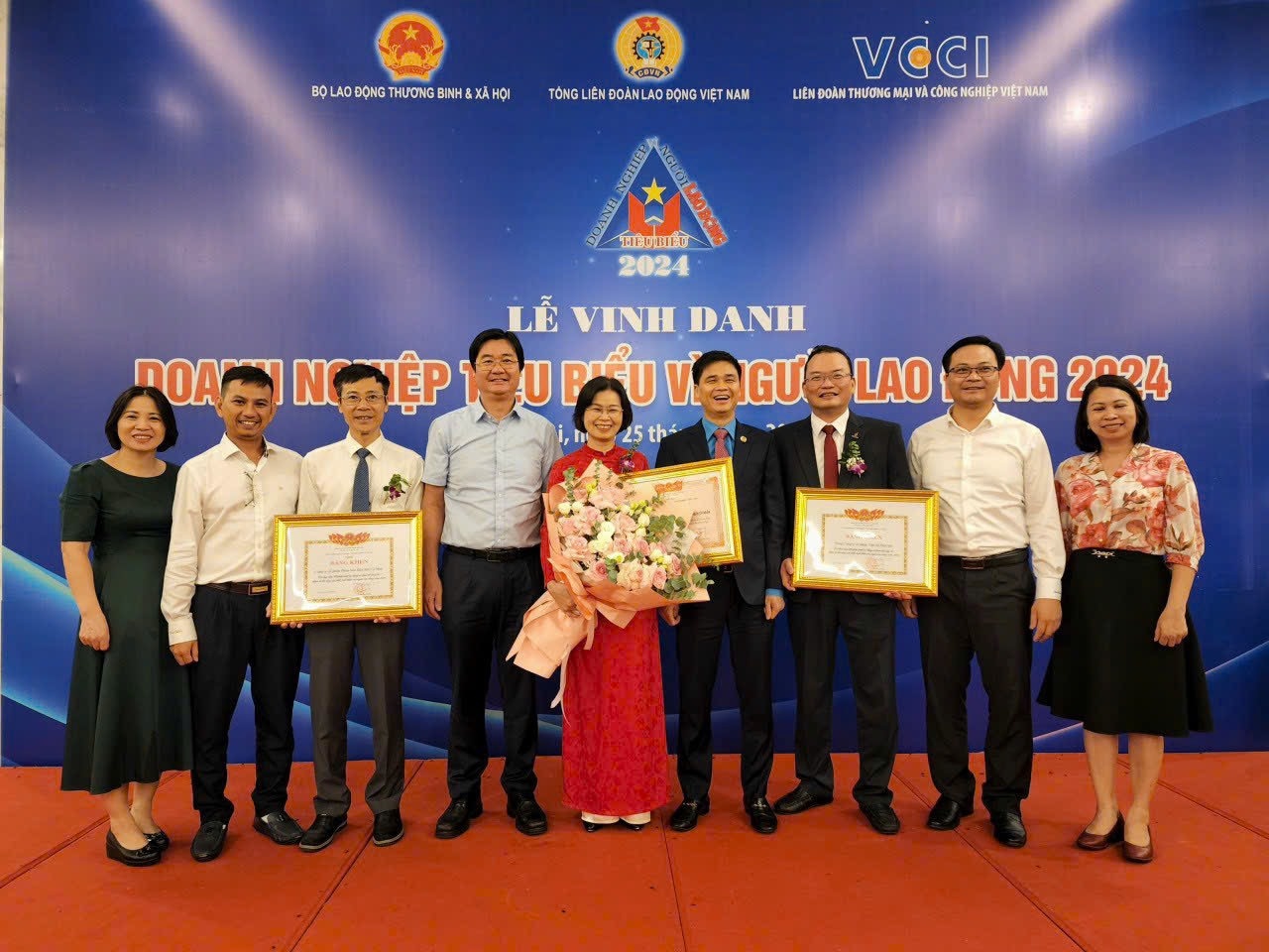 4 doanh nghiệp Dầu khí được vinh danh "Doanh nghiệp tiêu biểu vì người lao động năm 2024"