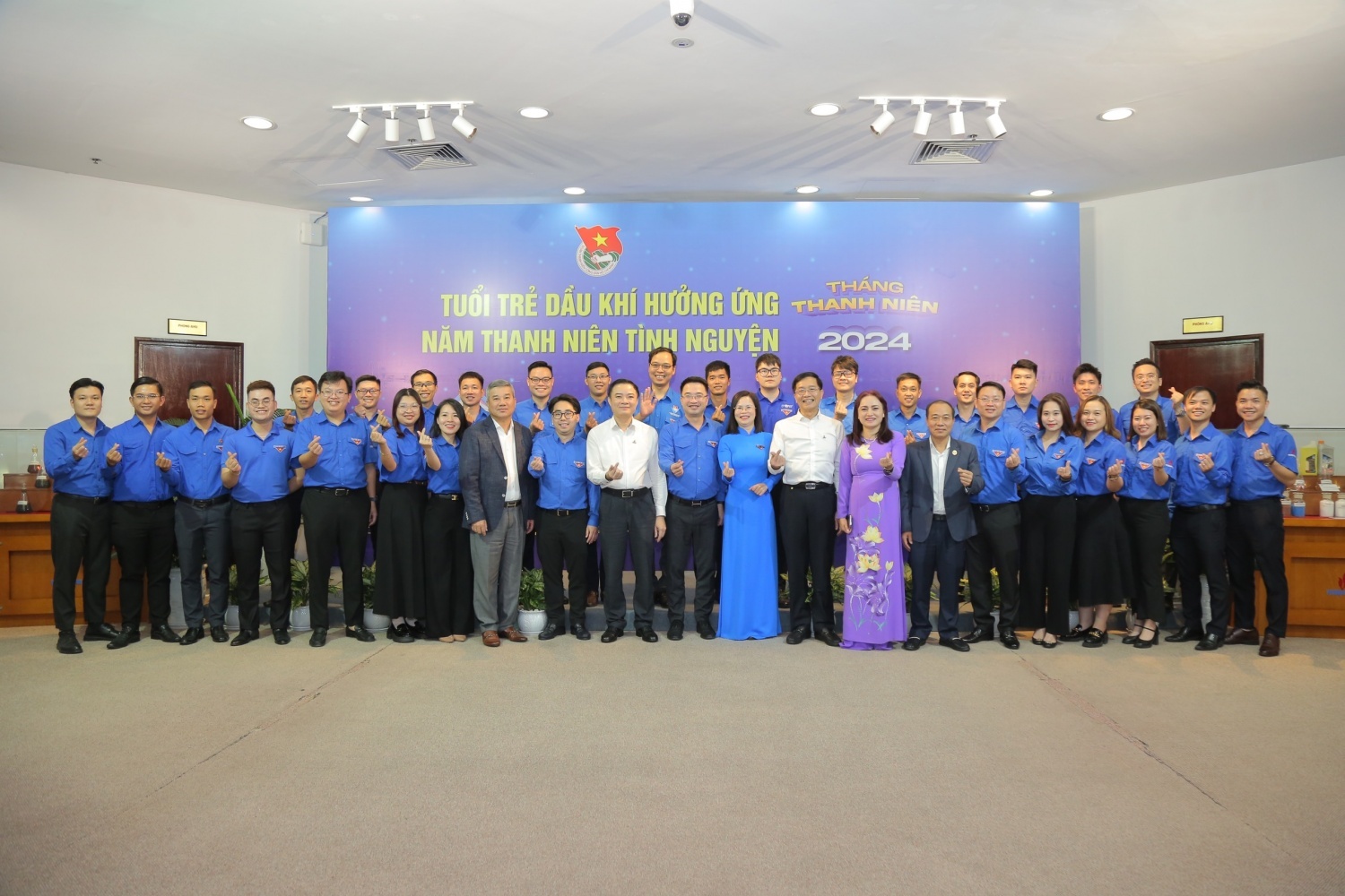 Bài 1: Công tác dân vận có nhiều đóng góp cho sự phát triển bền vững của Petrovietnam