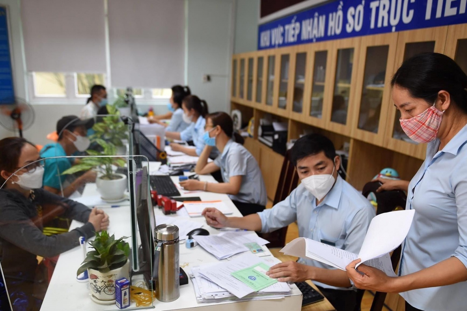 Những điểm mới quan trọng liên quan đến người lao động trong Luật BHXH (sửa đổi) Những điểm mới quan trọng liên quan đến người lao động trong Luật BHXH (sửa đổi)