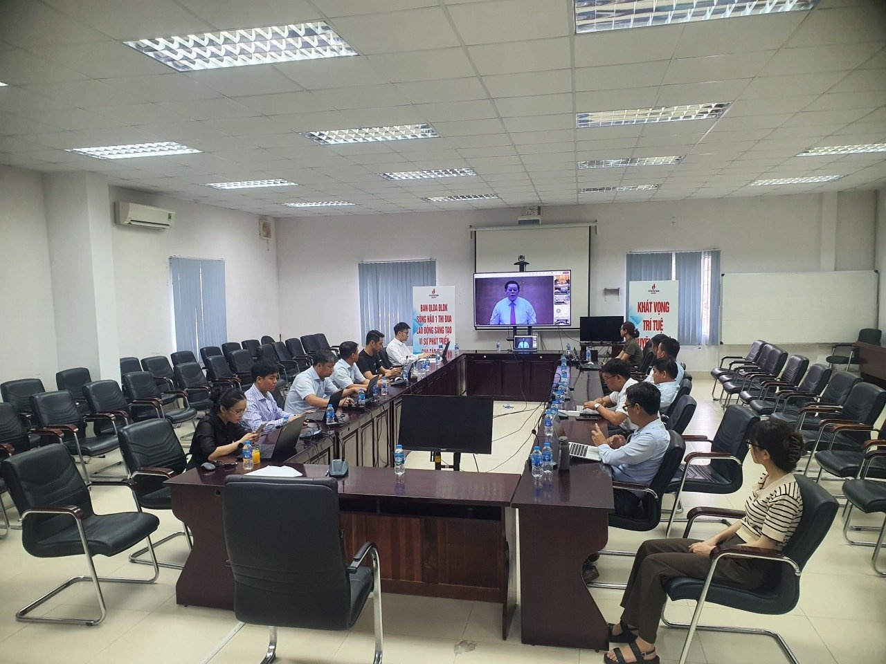 Gần 9.000 đảng viên Đảng bộ Tập đoàn Dầu khí Quốc gia Việt Nam tham gia học tập, quán triệt Quy định số 144-QĐ/TW và Chỉ thị số 35-CT/TW