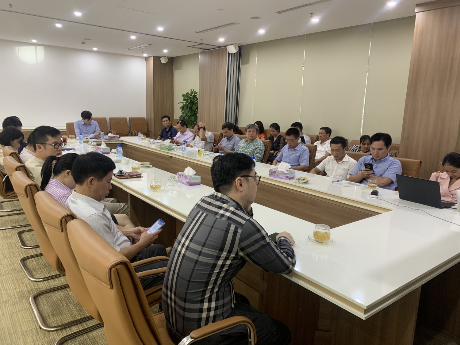 Gần 9.000 đảng viên Đảng bộ Tập đoàn Dầu khí Quốc gia Việt Nam tham gia học tập, quán triệt Quy định số 144-QĐ/TW và Chỉ thị số 35-CT/TW