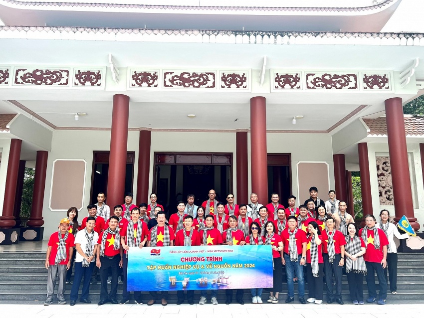 Đảng ủy Vietsovpetro tổ chức Hội nghị tập huấn nghiệp vụ công tác xây dựng Đảng năm 2024