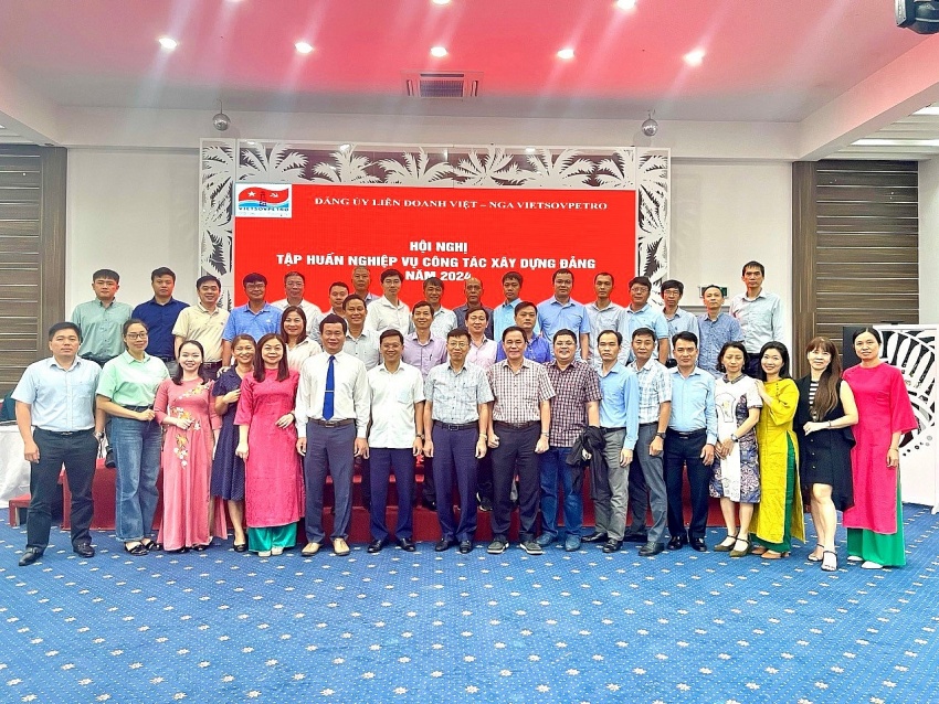 Đảng ủy Vietsovpetro tổ chức Hội nghị tập huấn nghiệp vụ công tác xây dựng Đảng năm 2024