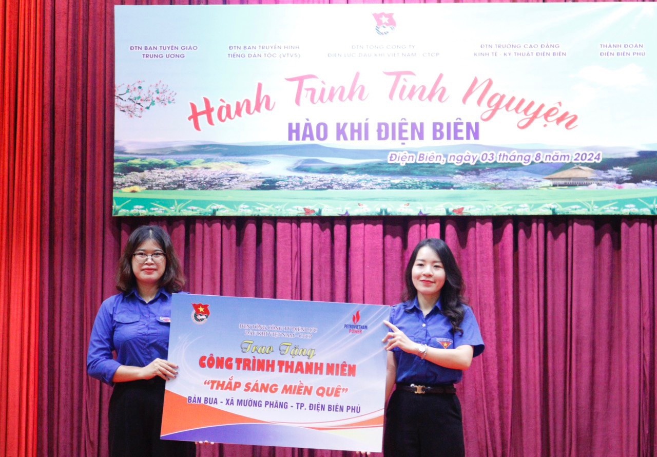 Đoàn Thanh niên PV Power tham gia “Hành trình tình nguyện Hào khí Điện Biên” Đoàn Thanh niên PV Power tham gia “Hành trình tình nguyện Hào khí Điện Biên”