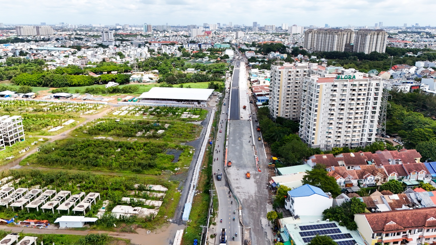 Hình ảnh cầu giải quyết kẹt xe khu Đông TP HCM trước ngày thông xe