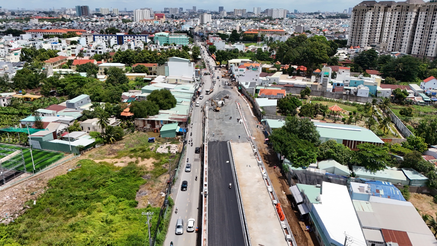 Hình ảnh cầu giải quyết kẹt xe khu Đông TP HCM trước ngày thông xe