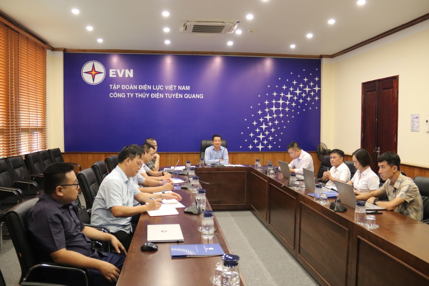 Bộ Công Thương kiểm tra xả lũ