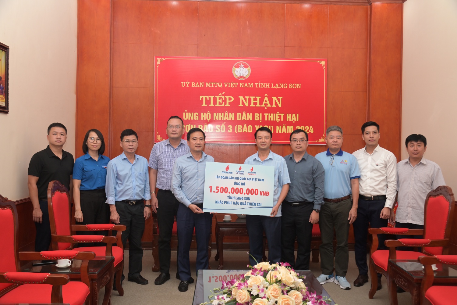 Petrovietnam ủng hộ 1,5 tỷ đồng hỗ trợ tỉnh Lạng Sơn khắc phục hậu quả bão lũ