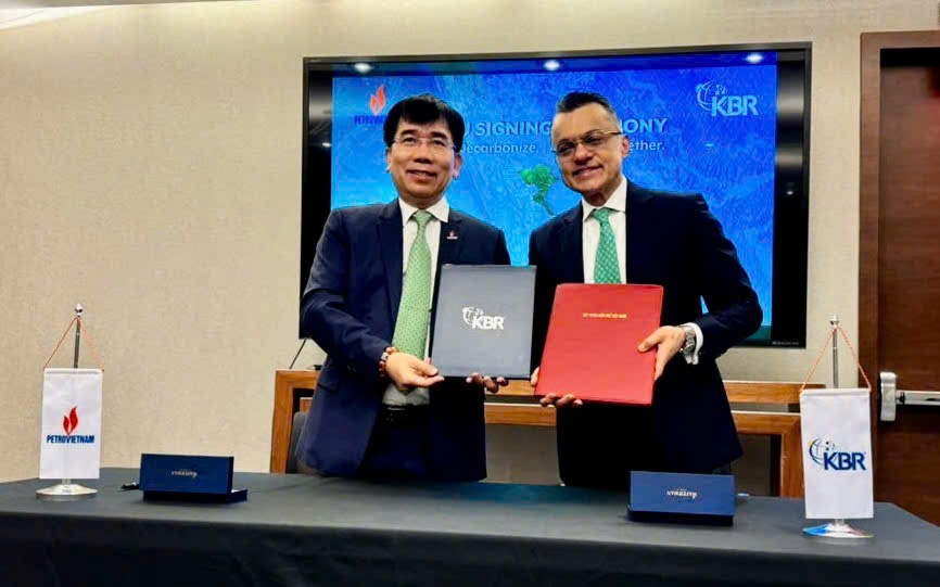 Petrovietnam và KBR ký Bản ghi nhớ hợp tác về công nghệ xanh và nhiên liệu hàng không bền vững
