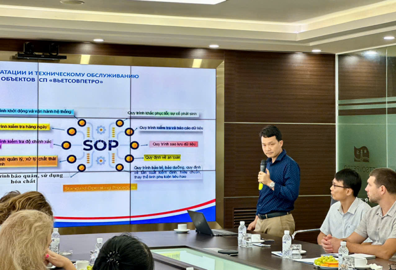 Đoàn cán bộ, chuyên gia Gazprom thăm và trao đổi kinh nghiệm tại Vietsovpetro