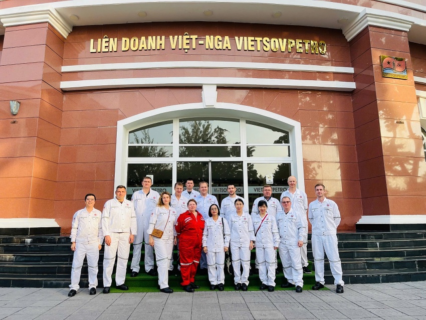 Đoàn cán bộ, chuyên gia Gazprom thăm và trao đổi kinh nghiệm tại Vietsovpetro