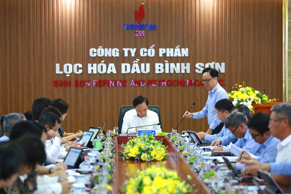 Ông Nguyễn Văn Hội - Chủ tịch HĐQT BSR phát biểu tại buổi làm việc.