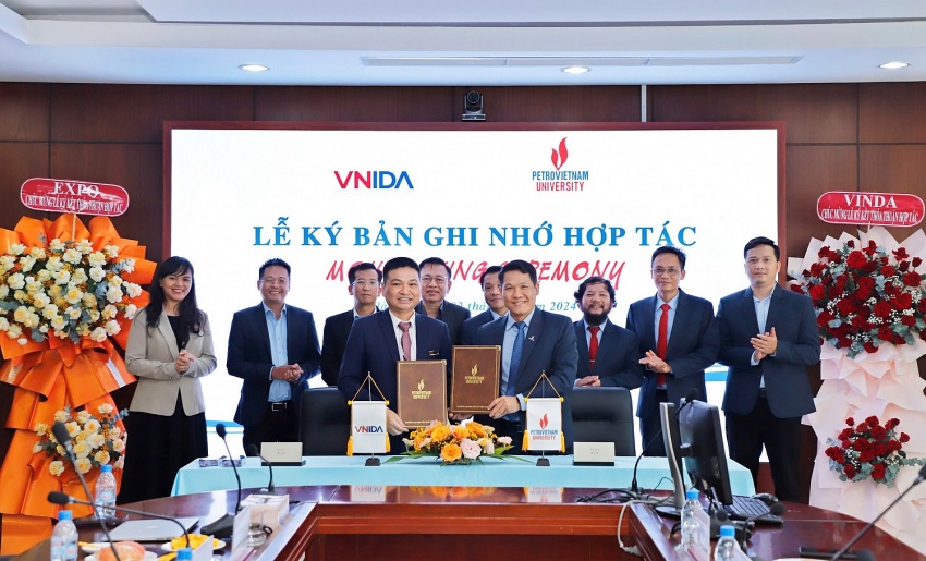 PVU Tăng cường nâng cao năng lực đào tạo, nghiên cứu và dịch vụ theo xu hướng phát triển bền vững PVU Tăng cường nâng cao năng lực đào tạo, nghiên cứu và dịch vụ theo xu hướng phát triển bền vững