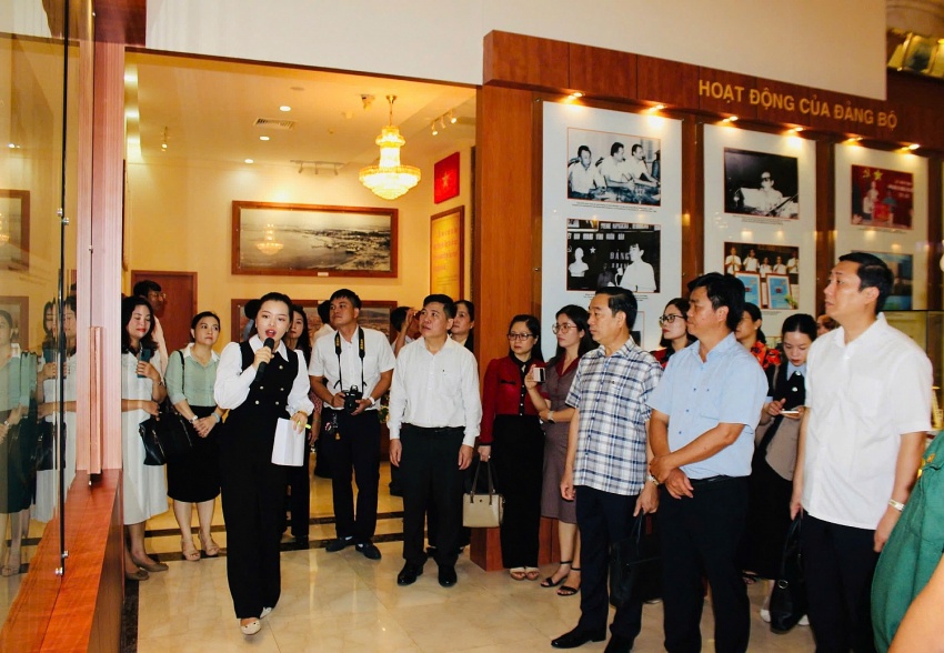 Báo cáo viên cấp tỉnh Bà Rịa - Vũng Tàu nghiên cứu thực tế tại Vietsovpetro