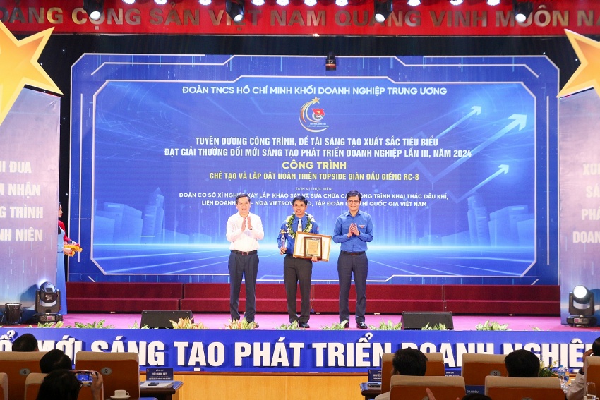 Tuổi trẻ XNXL Vietsovpetro dám nghĩ, dám làm, đổi mới sáng tạo trong công trình chế tạo và lắp đặt Topside giàn RC-8