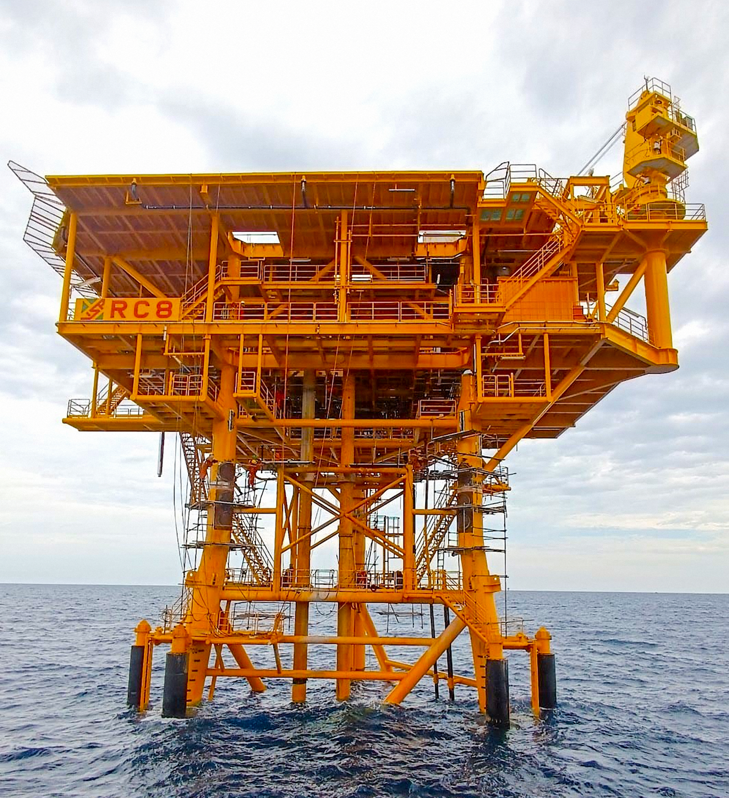 Tuổi trẻ XNXL Vietsovpetro dám nghĩ, dám làm, đổi mới sáng tạo trong công trình chế tạo và lắp đặt Topside giàn RC-8