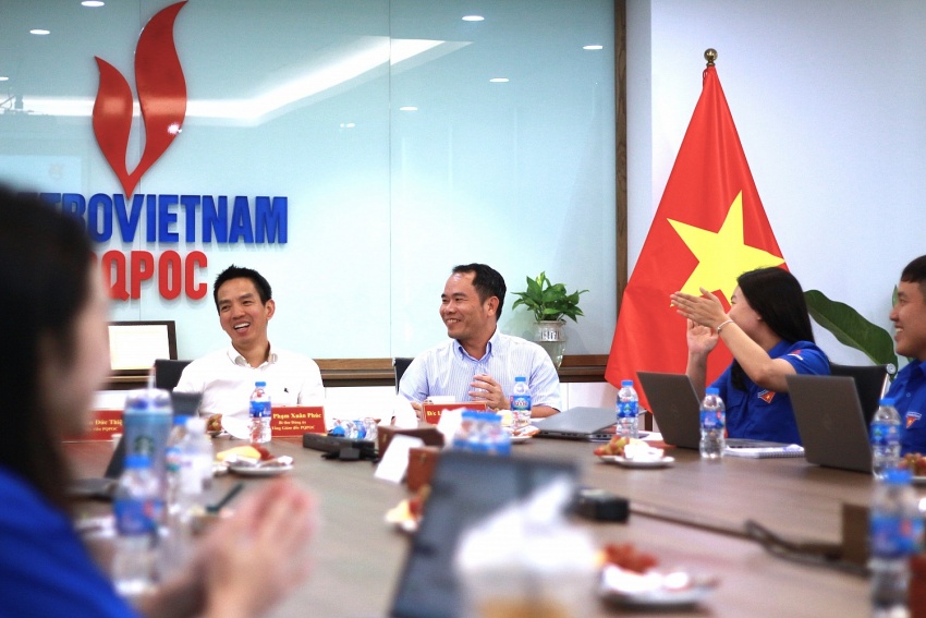 Đảng ủy, Ban Tổng Giám đốc PQPOC đối thoại với người lao động và đoàn viên, thanh niên Đảng ủy, Ban Tổng Giám đốc PQPOC đối thoại với người lao động và đoàn viên, thanh niên