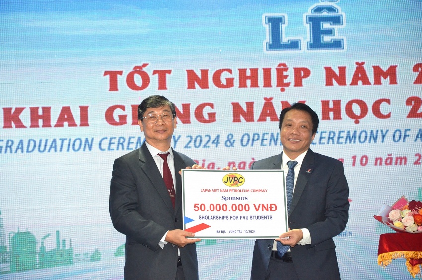 Doanh nghiệp đồng hành cùng sinh viên PVU Doanh nghiệp đồng hành cùng sinh viên PVU