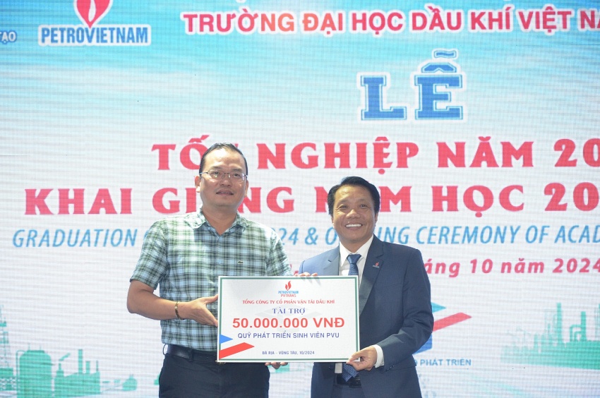 Doanh nghiệp đồng hành cùng sinh viên PVU Doanh nghiệp đồng hành cùng sinh viên PVU