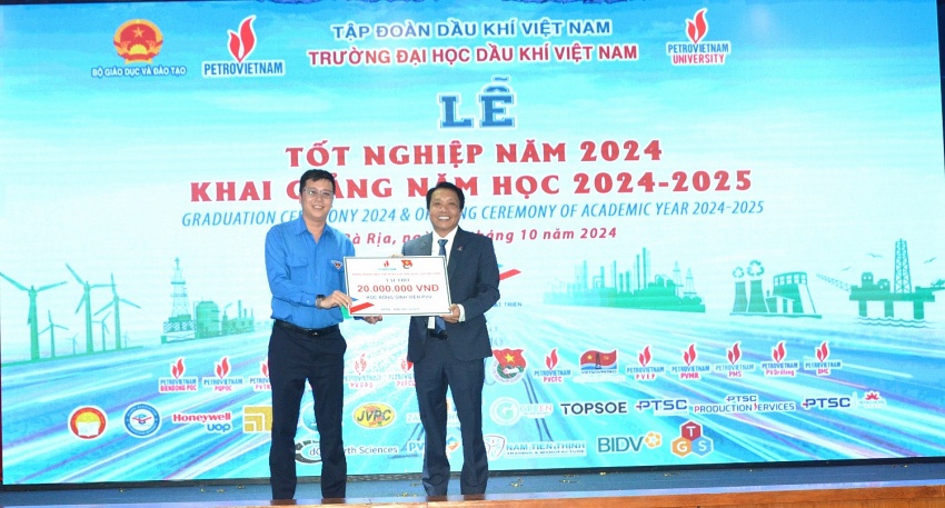 Doanh nghiệp đồng hành cùng sinh viên PVU Doanh nghiệp đồng hành cùng sinh viên PVU