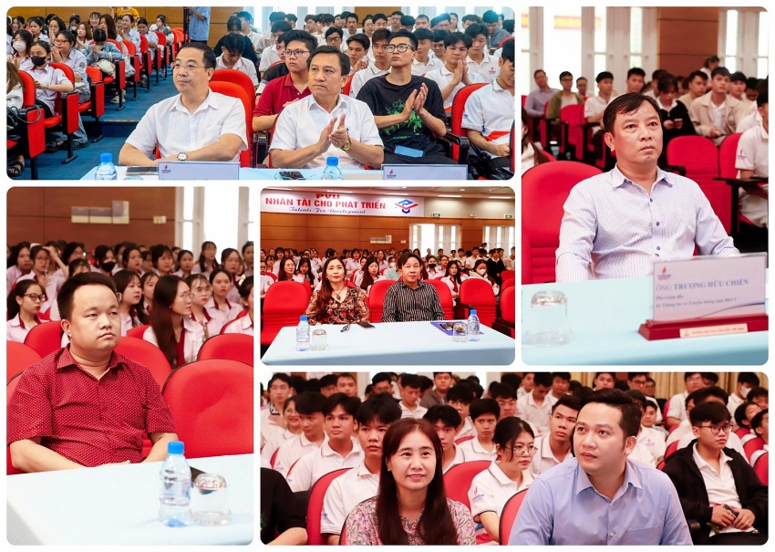 Hơn 400 sinh viên tham gia tập huấn tuyên truyền về biển, đảo