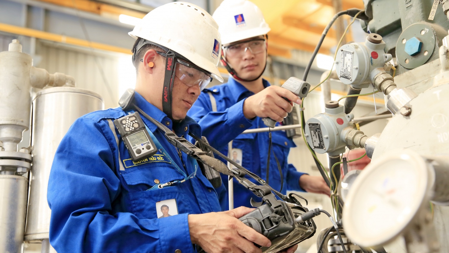 Xây dựng chuẩn mực đạo đức công vụ: Hành trình kiến tạo đội ngũ Petrovietnam thời đại mới Xây dựng chuẩn mực đạo đức công vụ: Hành trình kiến tạo đội ngũ Petrovietnam thời đại mới