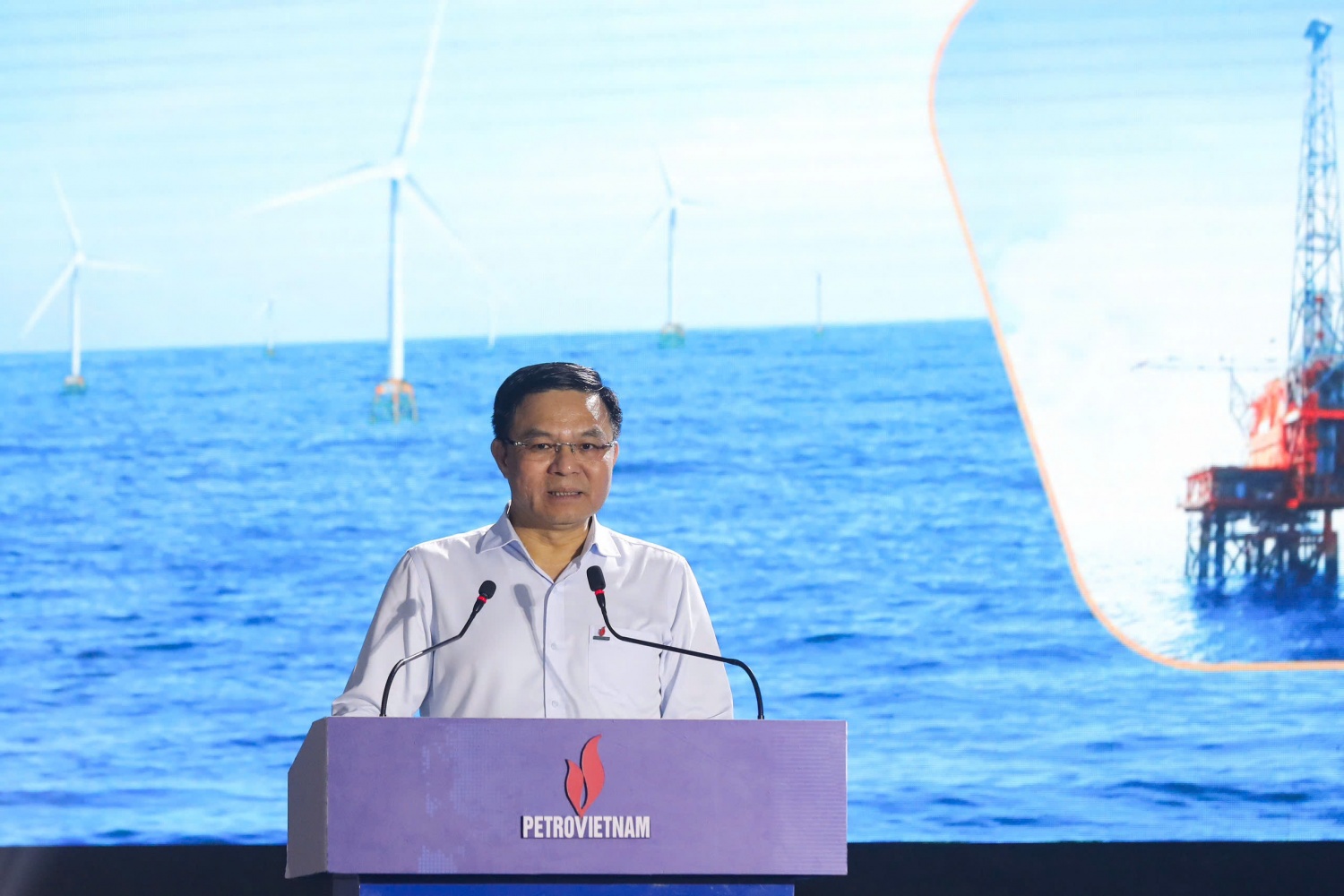 Thủ tướng Phạm Minh Chính: Petrovietnam tăng tốc bứt phá trở thành Tập đoàn Công nghiệp - Năng lượng quốc gia Thủ tướng Phạm Minh Chính: Petrovietnam tăng tốc bứt phá trở thành Tập đoàn Công nghiệp - Năng lượng quốc gia