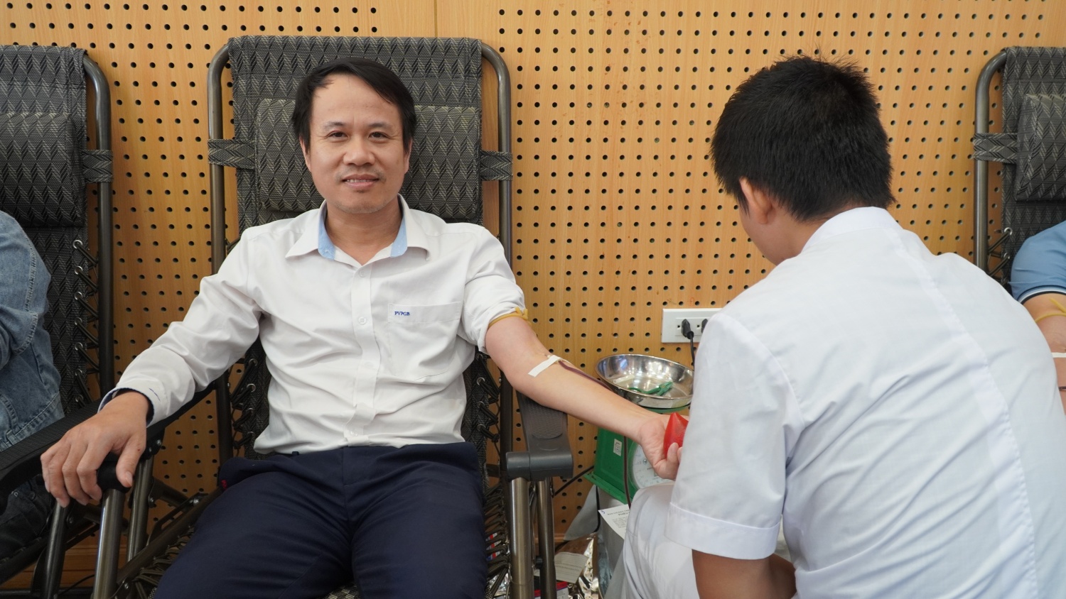 Ngày hội hiến máu nhân đạo “Trao giọt máu đào - Tiếp thêm sự sống” năm 2024 tại NMNĐ Thái Bình 2