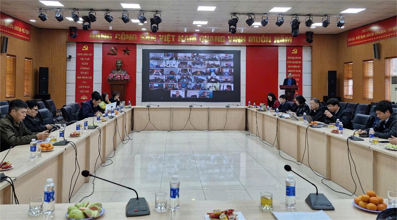 Tìm giải pháp chuyển đổi xanh trong ngành hàng hải Việt Nam