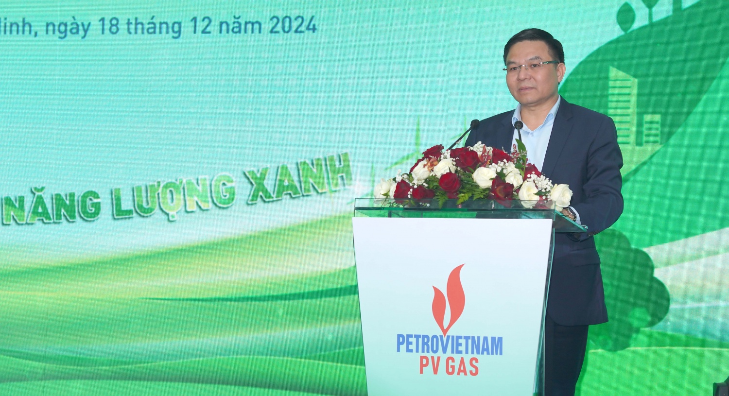 Chủ tịch HĐTV Petrovietnam Lê Mạnhkết quả của PV GAS đóng góp rất lớn và trọng yếu vào kết quả chung của Tập đoàn.  Hùng: 
