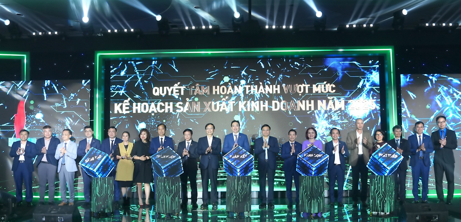 Các đại biểu tham dự 