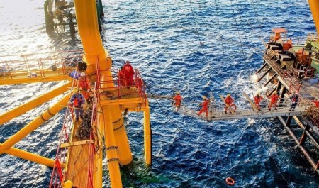Nhân lực dầu khí - “vốn quý” cho trung tâm năng lượng tái tạo