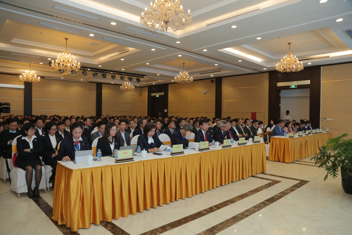 Thống nhất mục tiêu, hành động, phát triển Petrovietnam - Tập đoàn Công nghiệp Năng lượng Quốc gia hùng mạnh Thống nhất mục tiêu, hành động, phát triển Petrovietnam - Tập đoàn Công nghiệp Năng lượng Quốc gia hùng mạnh