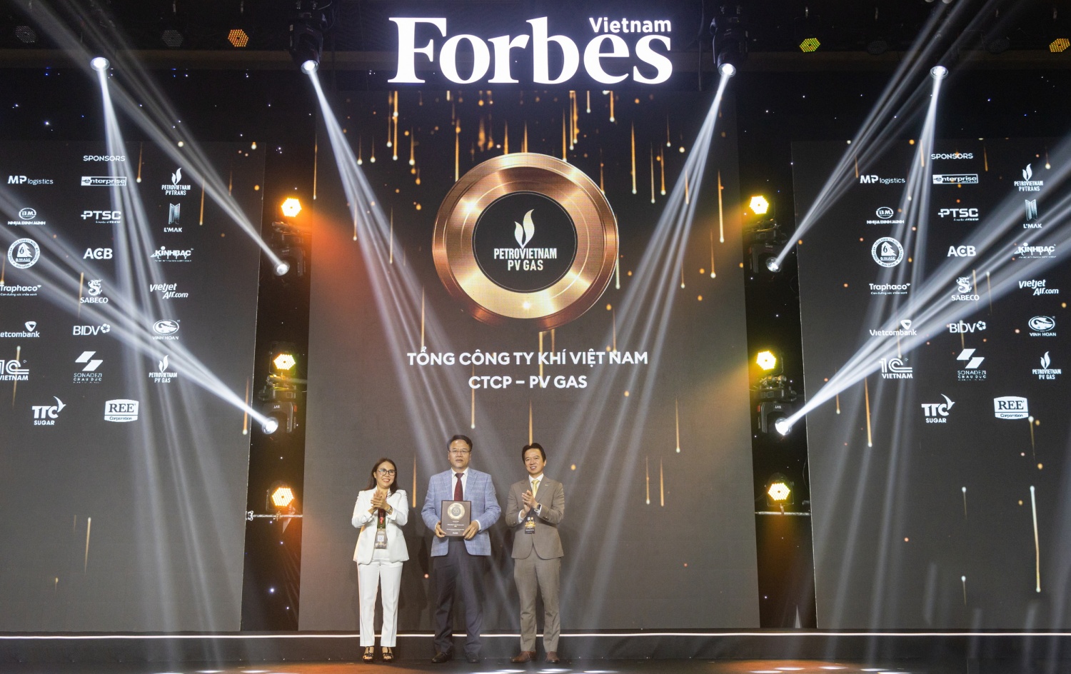 PV GAS lần thứ 12 liên tiếp nhận vinh danh Top 50 công ty niêm yết tốt nhất Việt Nam do Forbes Việt Nam bình chọn PV GAS lần thứ 12 liên tiếp nhận vinh danh Top 50 công ty niêm yết tốt nhất Việt Nam do Forbes Việt Nam bình chọn