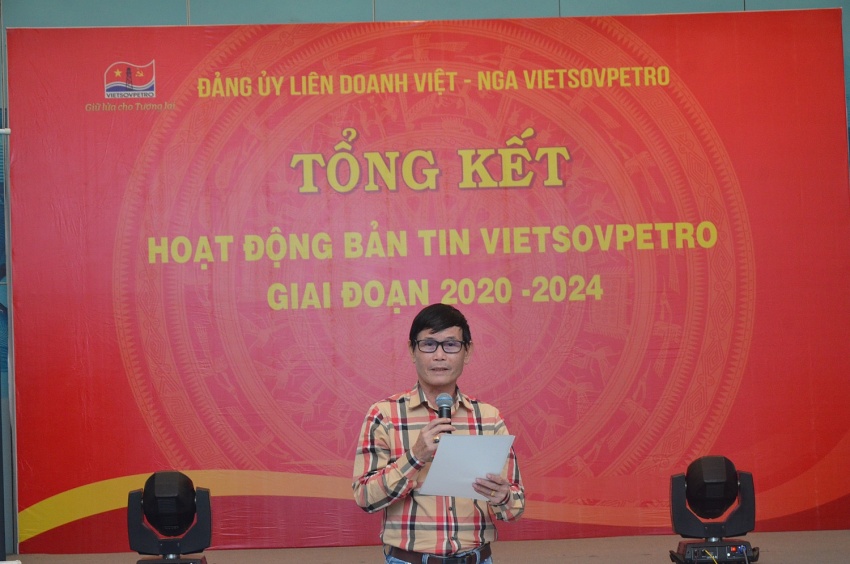 Vietsovpetro tổ chức chương trình đi thực tế tìm hiểu và thu thập thông tin để viết tin bài