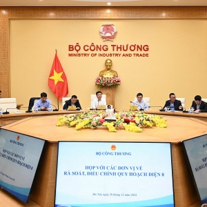 Bộ Công Thương khẩn trương điều chỉnh Quy hoạch điện VIII để đủ điện cho tăng trưởng “2 con số”