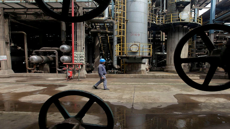 Trung Quốc, Ấn Độ vội tìm nguồn cung mới khi Mỹ siết chặt trừng phạt dầu mỏ Nga