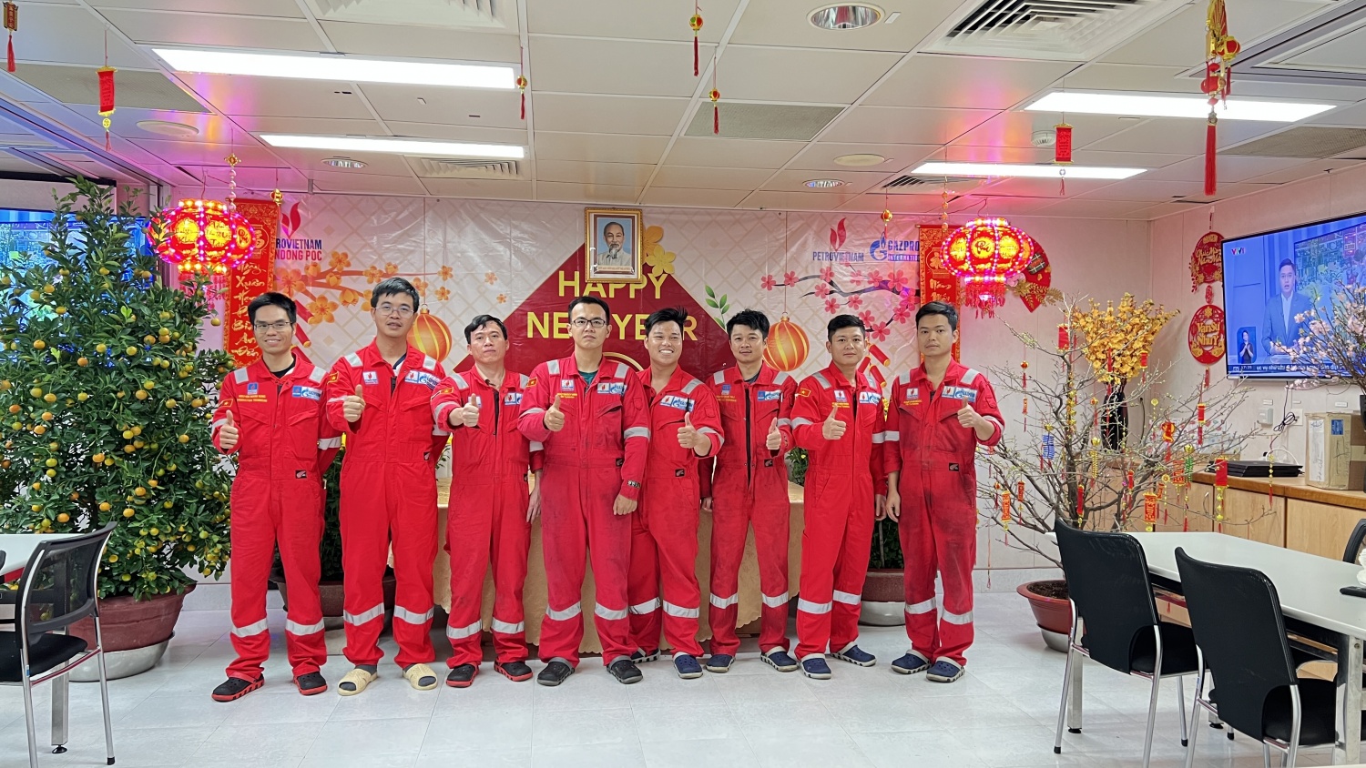 [CHÙM ẢNH] Tuổi trẻ dầu khí đón Xuân trên những công trình
