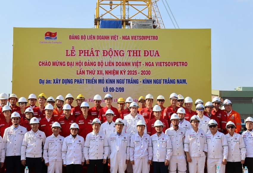 Vietsovpetro phát động thi đua hoàn thành vượt tiến độ dự án Kình Ngư Trắng – Kình Ngư Trắng Nam