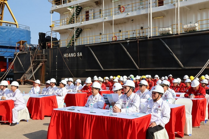 Vietsovpetro phát động thi đua hoàn thành vượt tiến độ dự án Kình Ngư Trắng – Kình Ngư Trắng Nam