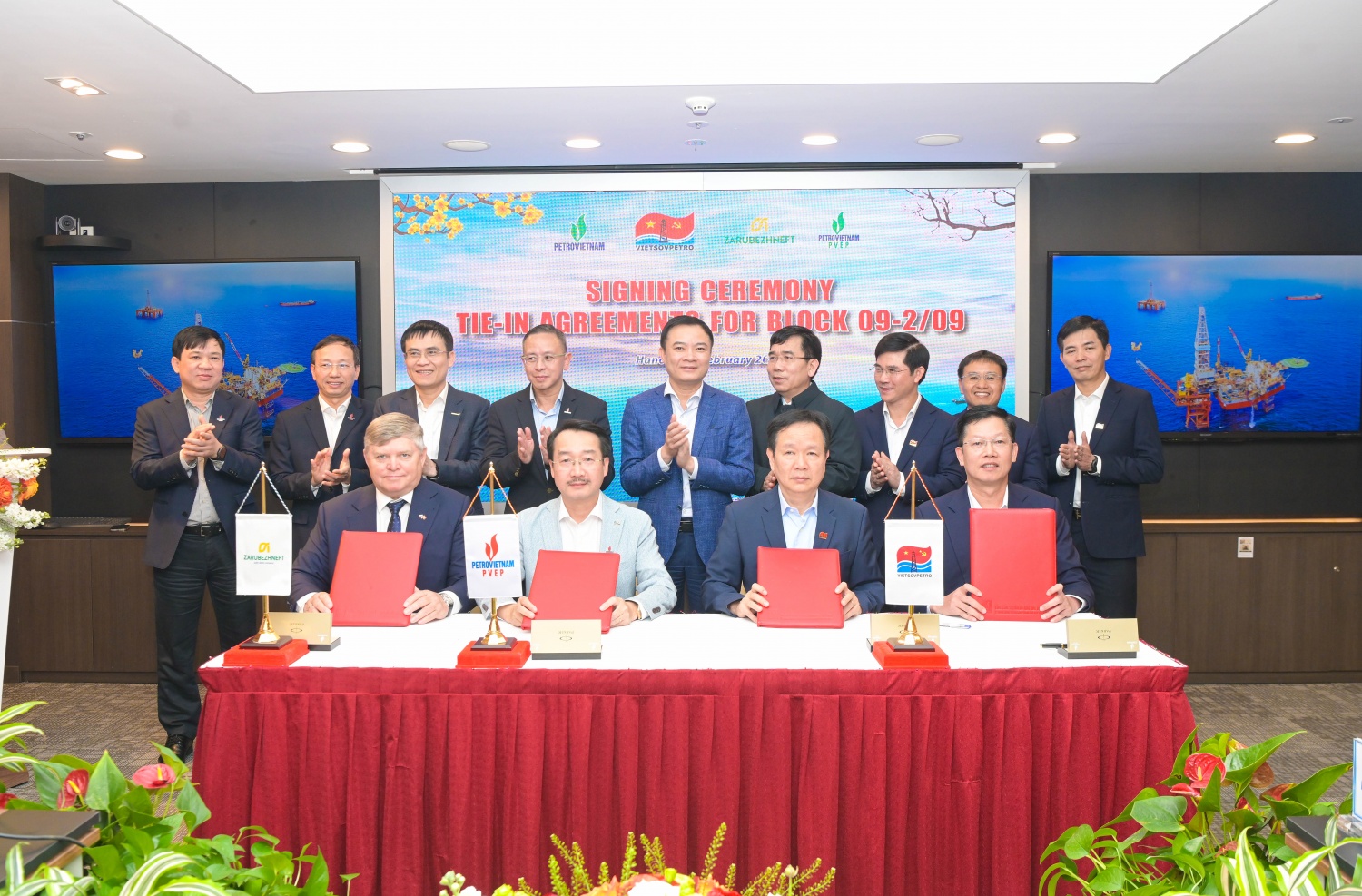 Vietsovpetro và PVEP ký kết các thoả thuận Lô 09 2/09