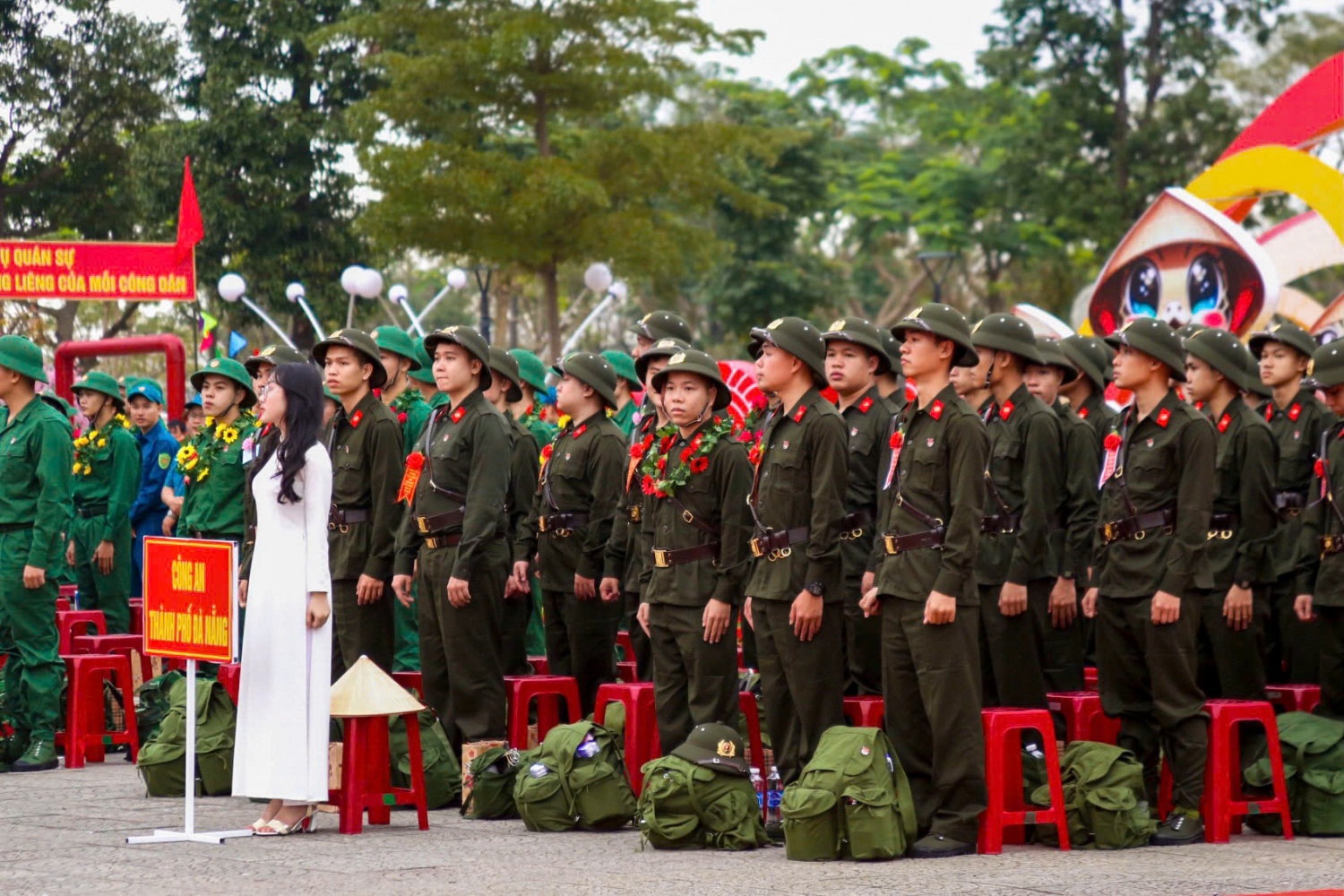 Thanh niên Đà Nẵng, Quảng Nam, Quảng Ngãi hăng hái lên đường nhập ngũ năm 2025