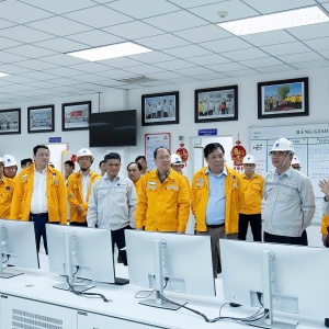 Thúc đẩy phát triển Cụm Khí - Điện - Đạm Cà Mau thành một trung tâm công nghiệp - năng lượng trọng điểm