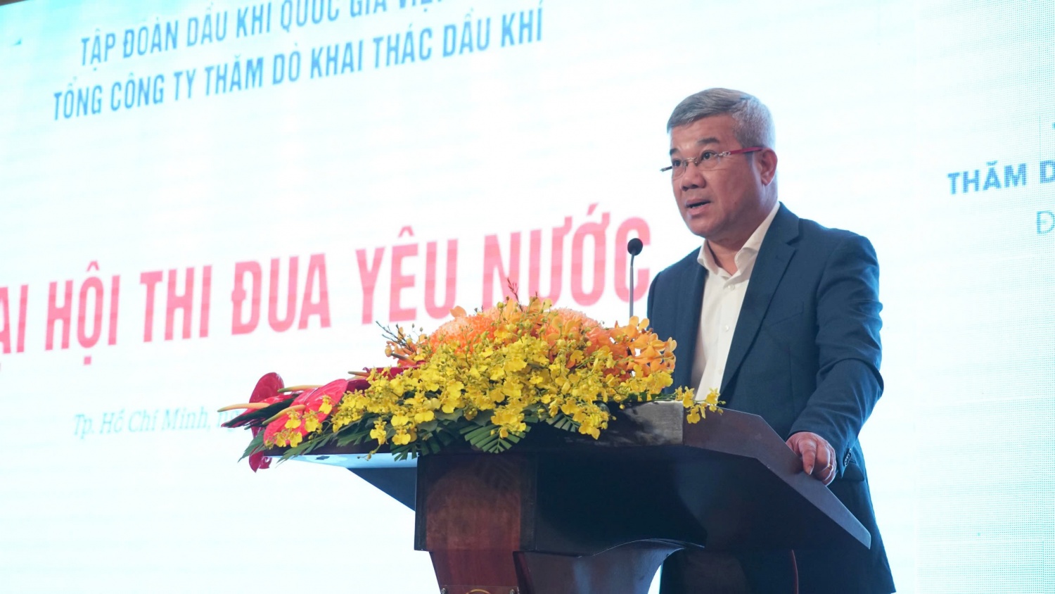 “Tiến độ là tiên quyết - Chất lượng là nền tảng - Hiệu quả là cốt lõi - Để PVEP tăng trưởng, phát triển trở thành tổ chức tin cậy”