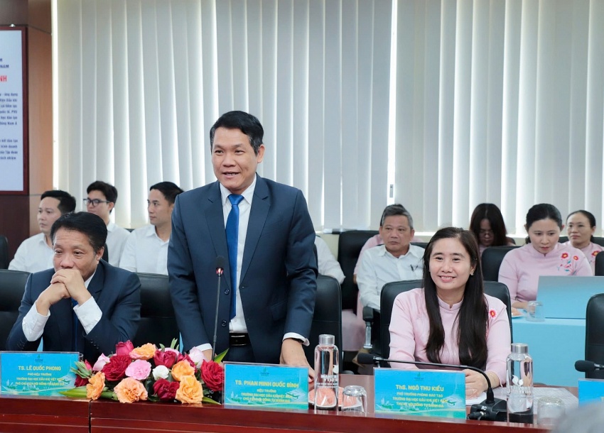 Bắt đầu khảo sát chính thức phục vụ đánh giá ngoài Trường Đại học Dầu khí Việt Nam, chu kỳ 2