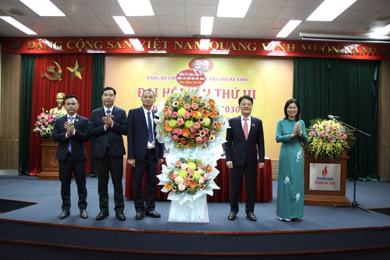 Đảng bộ PV Power Ha Tinh: Tăng cường công tác xây dựng Đảng để phát triển bền vững