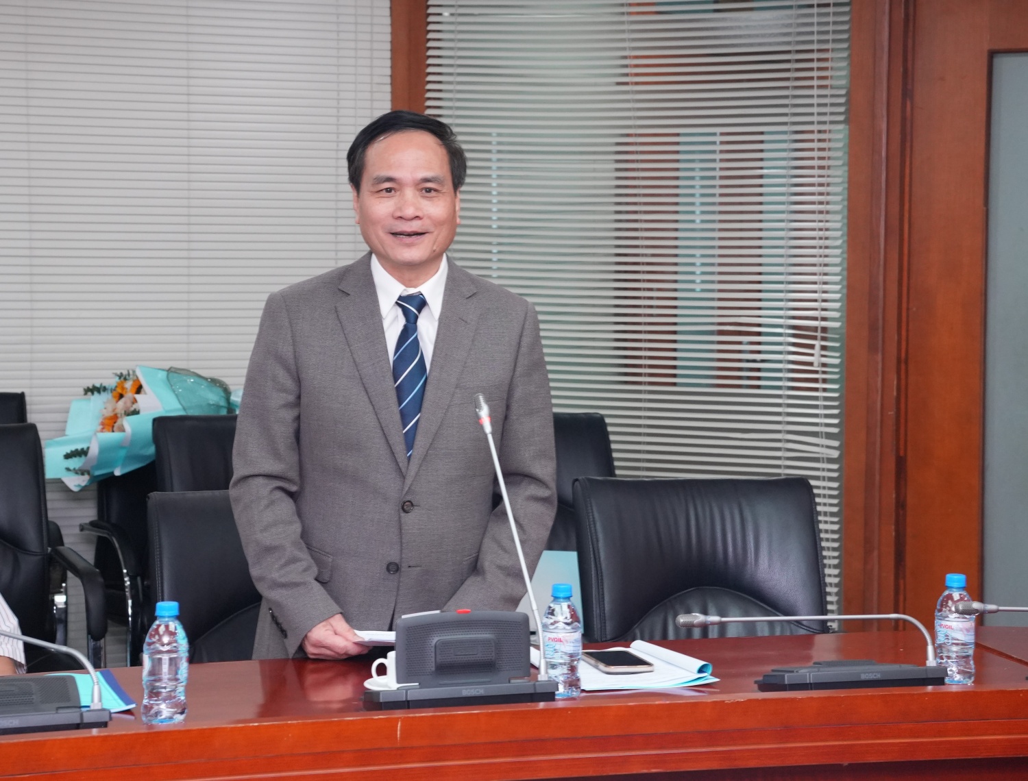 Đẩy mạnh công tác tư vấn, phản biện chính sách trong phát triển ngành năng lượng và dầu khí