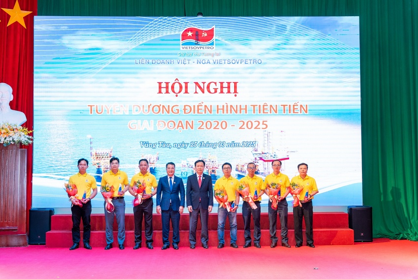Vietsovpetro tôn vinh gương điển hình tiên tiến giai đoạn 2020 2025