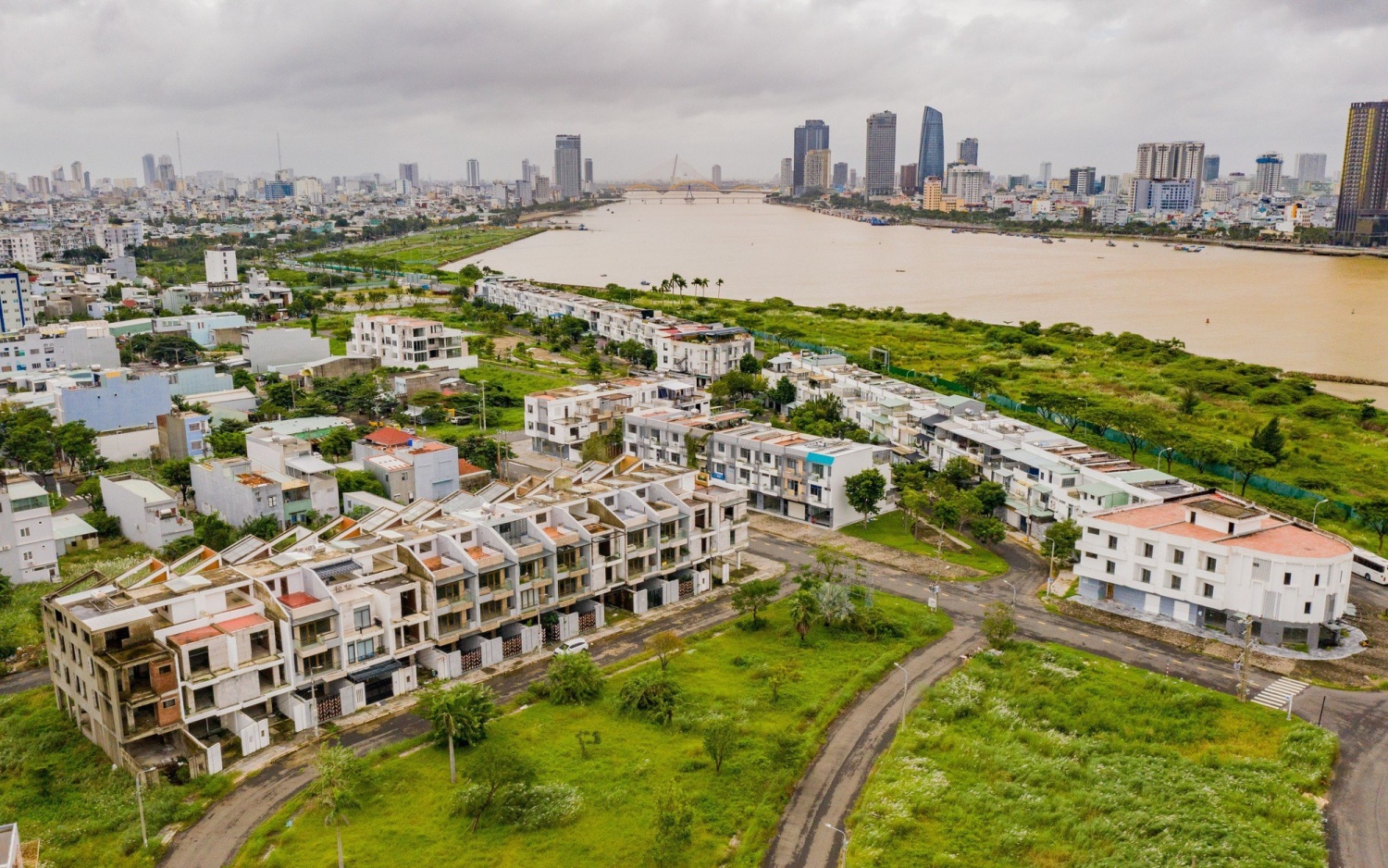 Điểm tin xây dựng - bất động sản ngày 26/3: Dự án Dragon City Park tại Đà Nẵng 10 năm chưa ra được sổ đỏ