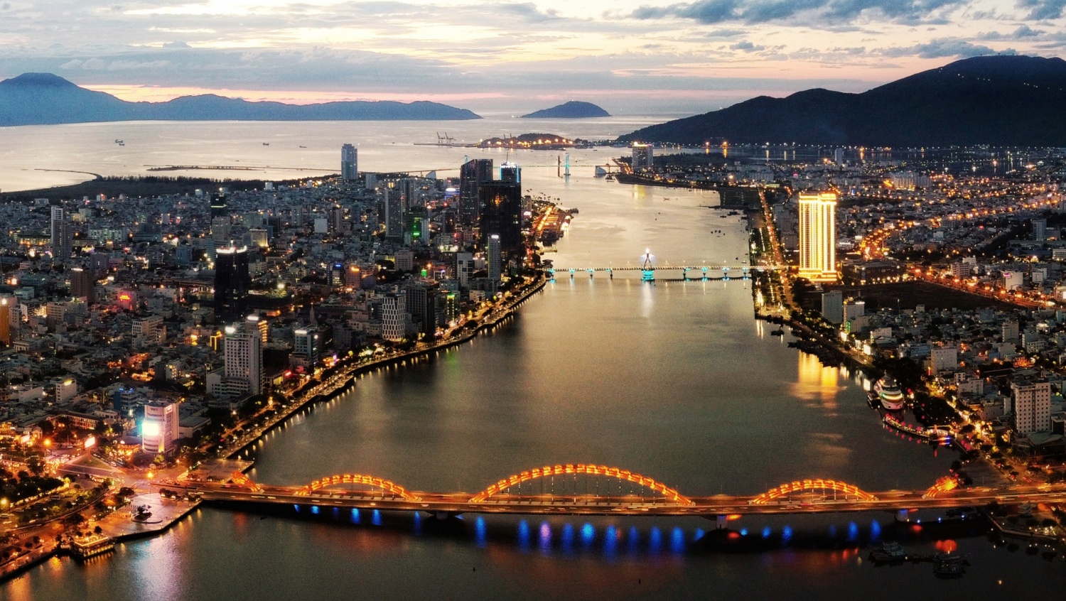 Đà Nẵng công bố 1.160 thủ tục không phụ thuộc địa giới hành chính